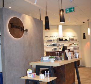 Modernisierter Friseursalon In Rhauderfehn (Rhauderwieke) (1)